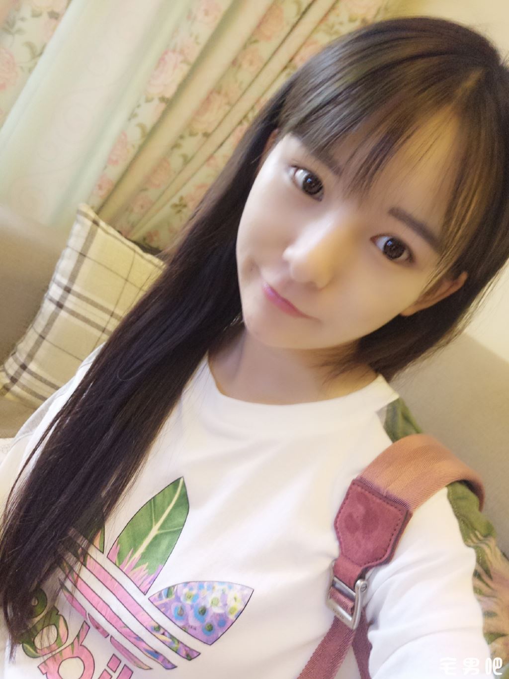 今日妹子图 20180715 萌你一脸血的清新妹子 @赵小臭 - 逸尤格