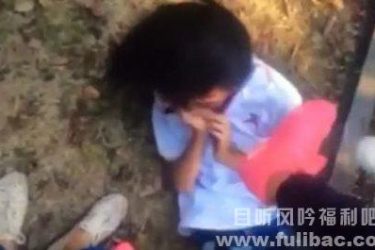 浙江女生遭凌辱 女子骑600多年文物上自拍 - 逸尤格