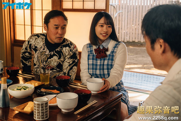 做让栄川乃亚和二叶惠麻)最喜欢一起打扑克的男艺人是? - 逸尤格