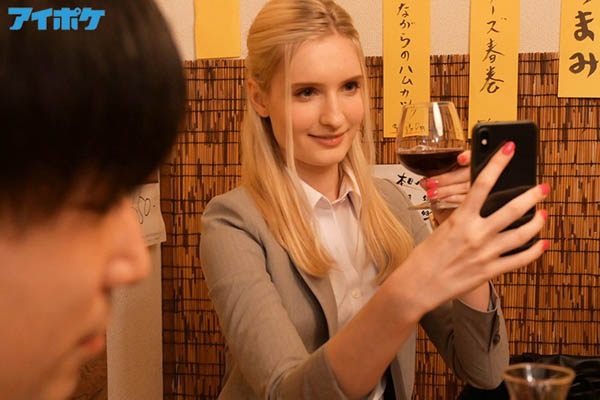 图片[3] - エマ・ローレンス(Emma Lawrence，艾玛劳伦斯)作品IPIT-012封面及内容欣赏 - 逸尤格