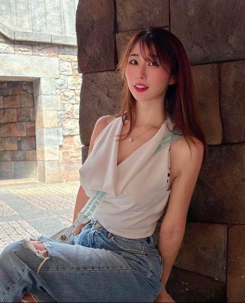 熟女系巨乳女星代表(筿田步美)作品推荐封面及内容欣赏 - 逸尤格