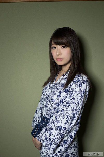 人气四冠女王《初美沙希》精选作品推荐封面及内容欣赏 - 逸尤格
