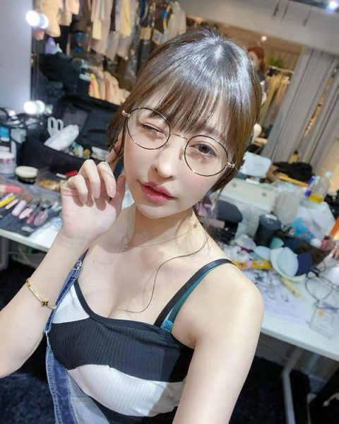 全面输出的微乳派女星《森日向子》最新作品推荐封面及内容欣赏 - 逸尤格