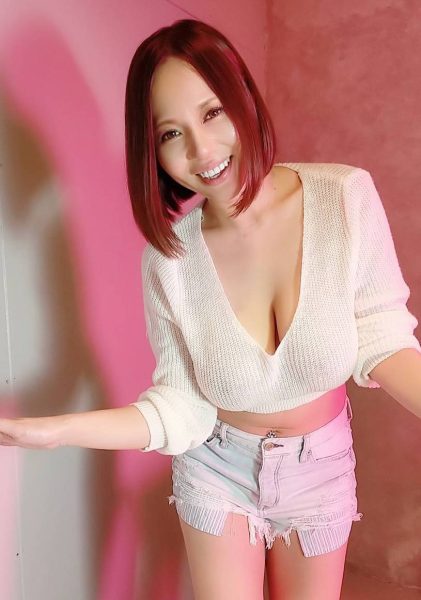 传说中的巨球女王「西条琉璃」精选作品推荐封面及内容欣赏 - 逸尤格