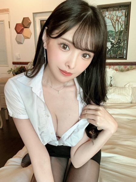 未来的第一女星《新有菜》精选作品推荐封面及内容欣赏 - 逸尤格