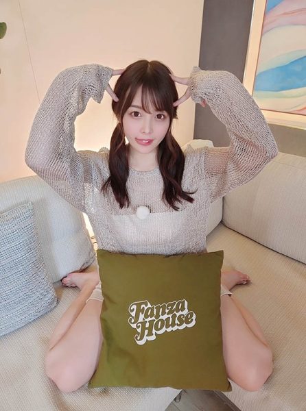 纯真系美少女《八木奈奈》精选作品推荐封面及内容欣赏 - 逸尤格