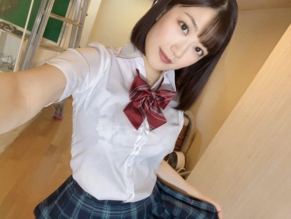 105公分K罩杯《小梅惠奈》精选作品推荐封面及内容欣赏 - 逸尤格