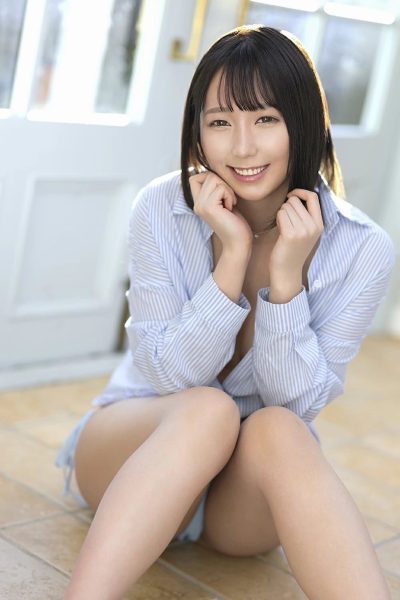 F奶长腿正妹《澪川春香》精选作品推荐封面及内容欣赏 - 逸尤格