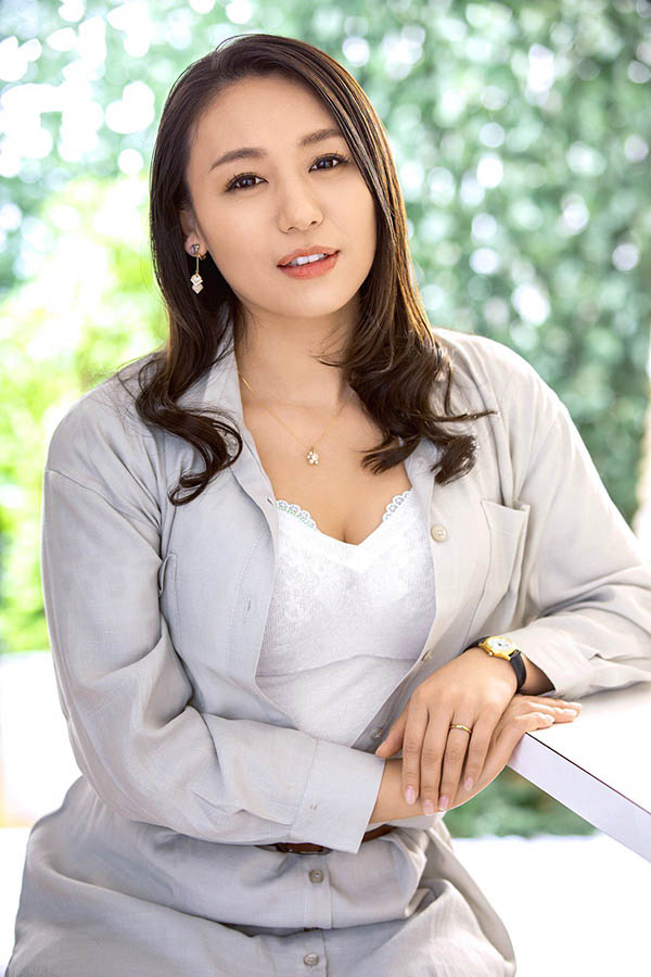 图片[3] - 极品熟女四十路女星《田所百合》精选作品推荐封面及内容欣赏 - 逸尤格