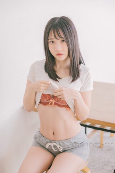 因偶像崇拜下海的暗黑女星《吉冈日和》精选作品推荐封面及内容欣赏 - 逸尤格