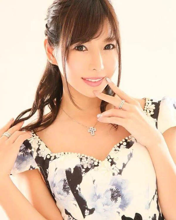 六本木第一女公关《早川濑里奈》精选作品推荐封面及内容欣赏 - 逸尤格