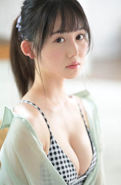 9.5头身美少女《小坂七香》精选作品推荐封面及内容欣赏 - 逸尤格