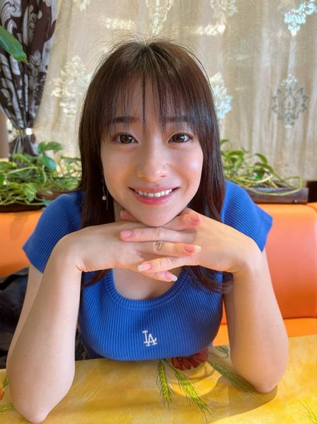 风俗娘出身暗黑小只马《奈奈濑麻衣》精选作品推荐封面及内容欣赏 - 逸尤格