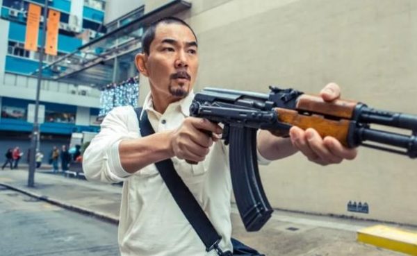 三重炼狱中的香港寓言《树大招风》的镜像叙事与时代叩问 - 逸尤格
