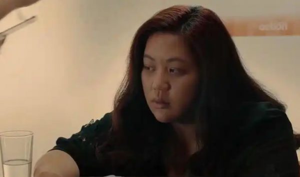 《艰难处境》裂痕处生长的人性之花 - 逸尤格